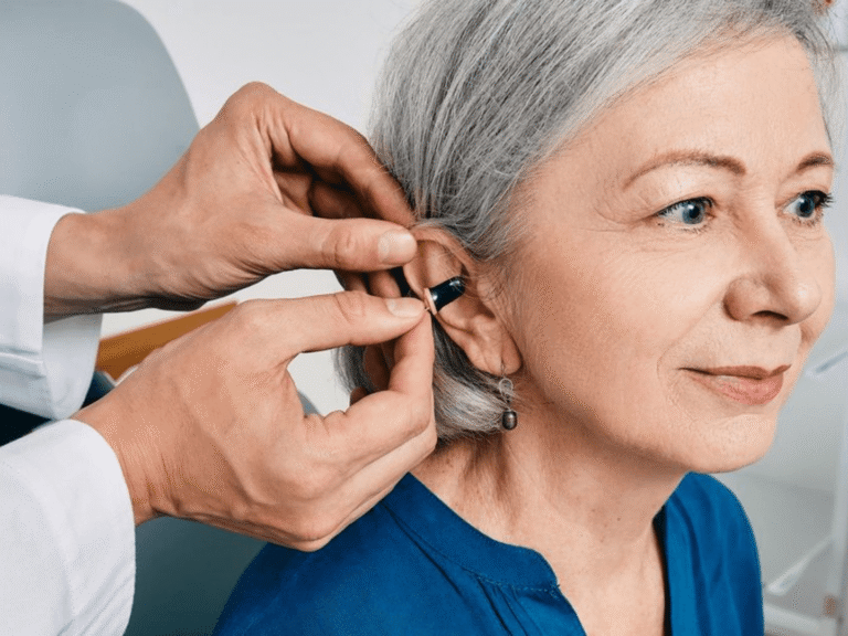 Wie Hörgeräte bei Alzheimer-Patienten helfen können: Ein Überblick Hörgeräte bei Alzheimer